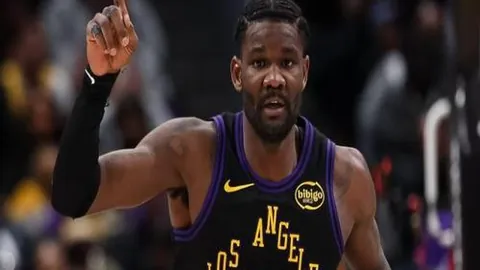 赵睿与裁判激烈冲突，恐面临重罚，三场停赛及十万以上罚款成定局。